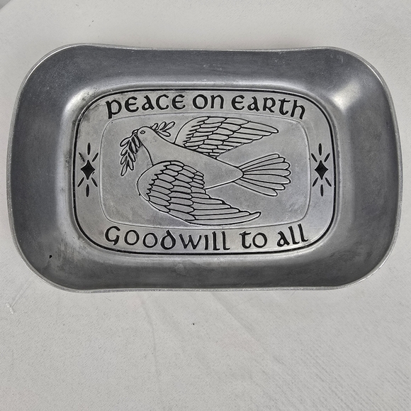 Wilton Armetal "Peace On Earth Goodwill To All" Dove Design Large Silver Tray - Picture 2 of 7